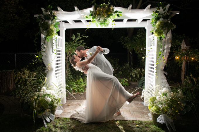 wedding photography, bride and groom, wedding photographer, country wedding, backyard wedding, Hamilton, North Ontario, Orillia, tent wedding